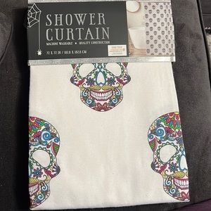Skull shower curtain
